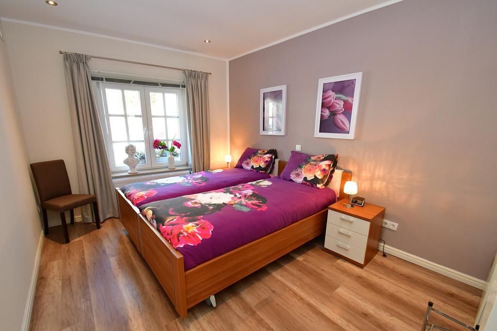 Ferienhaus Burgblick Brueggen Luaran gambar